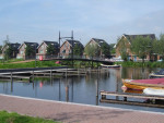 jachthaven met brug Reeuwijk-brug